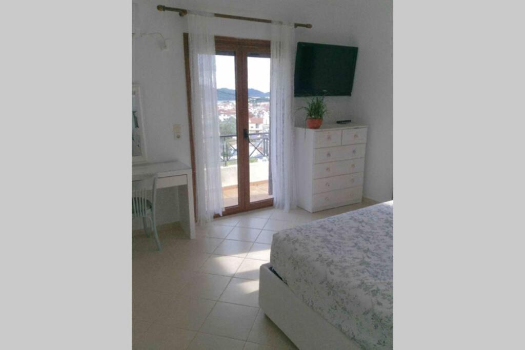 Skiathos Town House Экстерьер фото