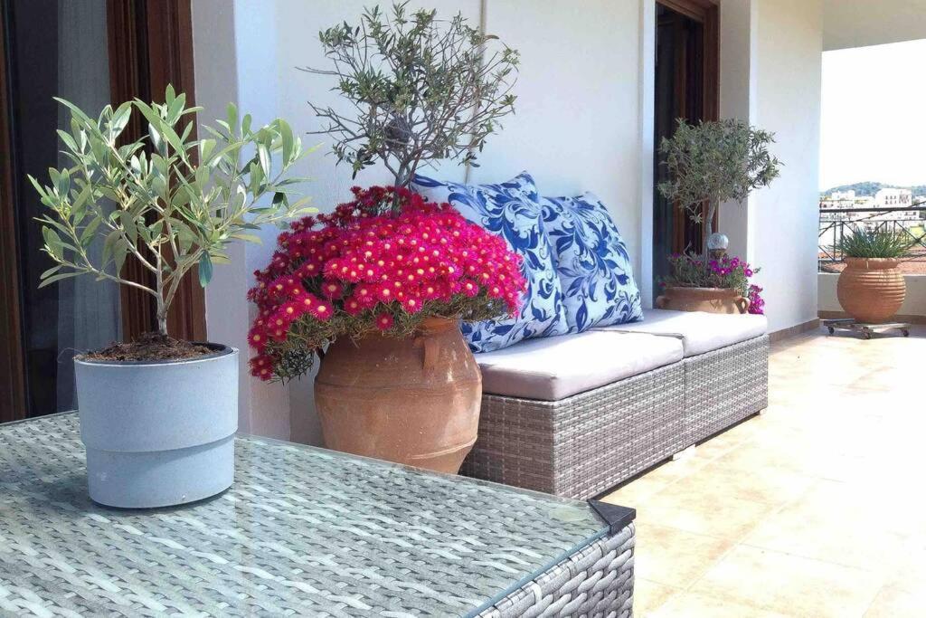 Skiathos Town House Экстерьер фото