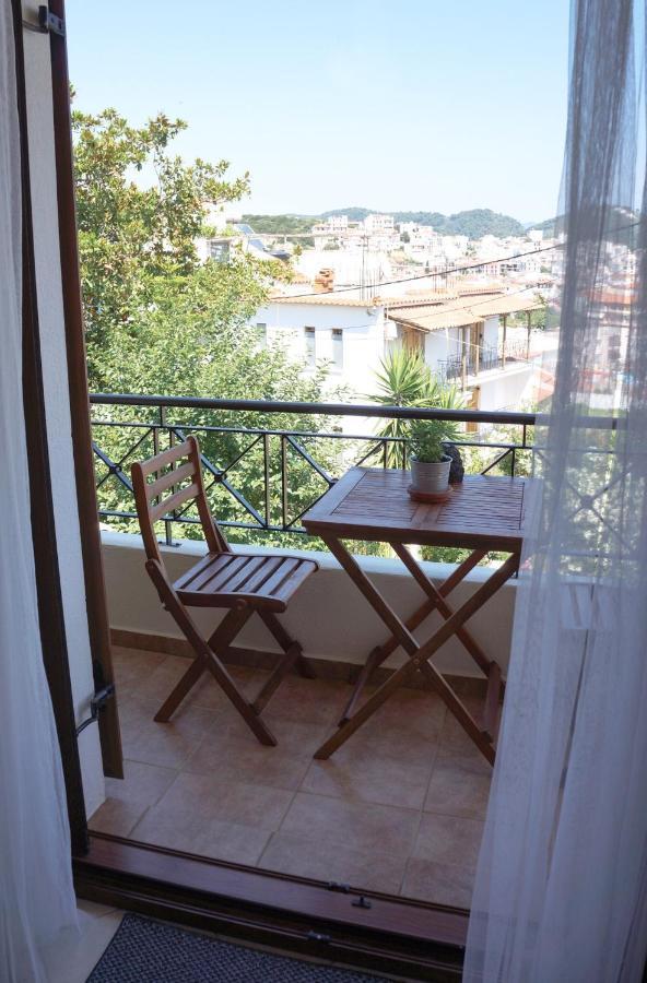 Skiathos Town House Экстерьер фото