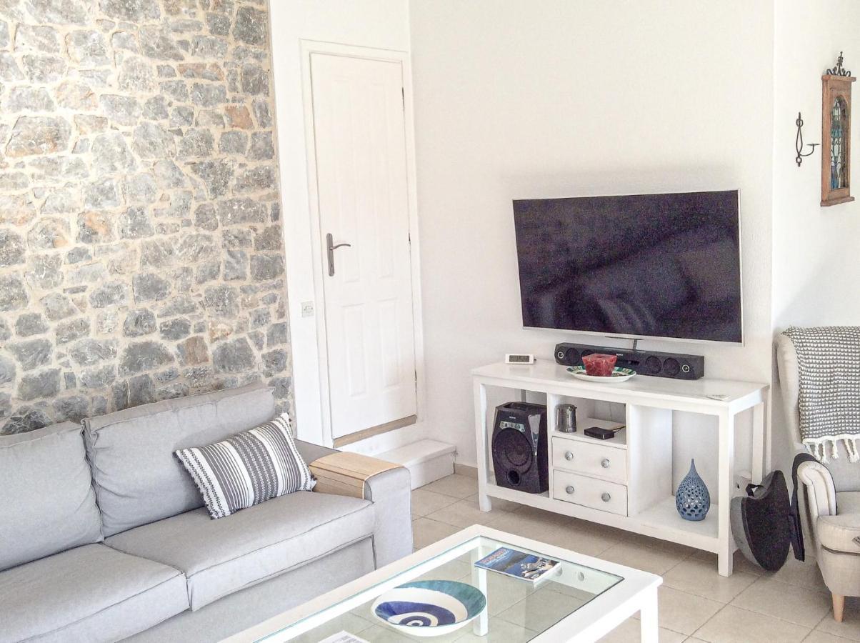 Skiathos Town House Экстерьер фото